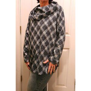 Lane Bryant Soft Gray Shimmer Cowl-Neck Long Sleeve Bias Plaid Tunic 18/20 NWOT